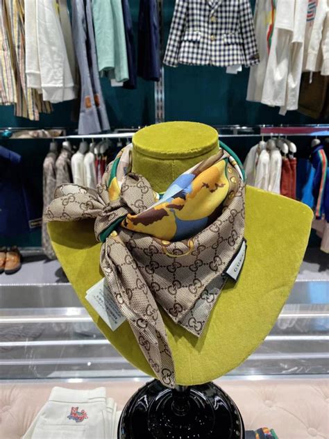gucci 方巾